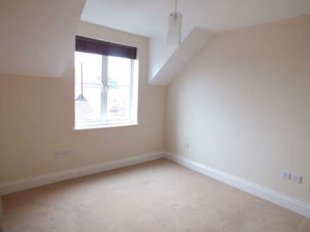 Caversham Place, Image 4