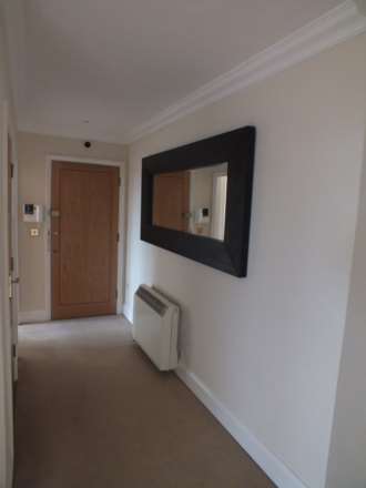 Caversham Place, Image 6