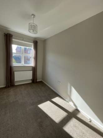 Sainte Foy Avenue, Lichfield, Image 10