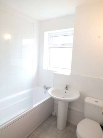 Wolsey Road, Lichfield, Image 8