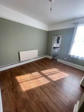Florence Ave, Sutton Coldfield, Image 5