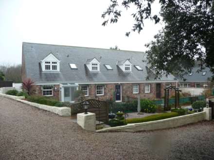 Property For Rent Rue De La Hambie, St Saviour