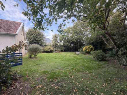 Park Estate - Red Houses/Les Quennevais area, St Brelade, Image 28