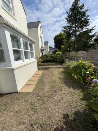 La Ruelle Du Clos Du Parcq, St Brelade, Image 33