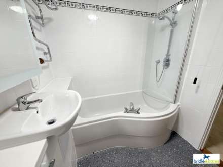 Fountain Court, Hastings Lane, St Helier, Image 10