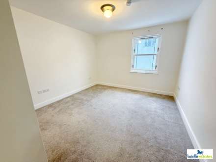 Fountain Court, Hastings Lane, St Helier, Image 8