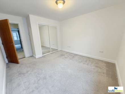 Fountain Court, Hastings Lane, St Helier, Image 9