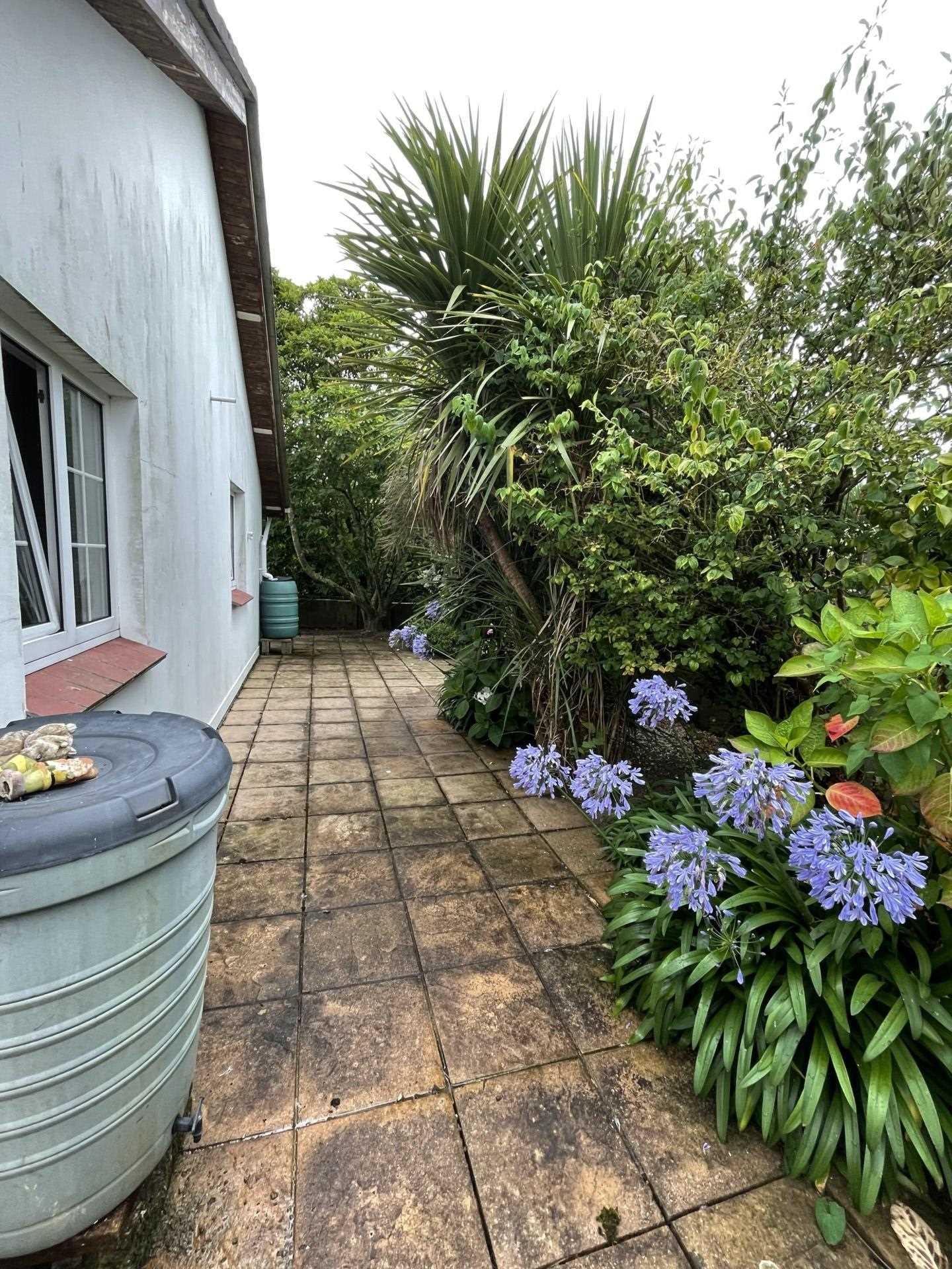 Mont a l'Abbe area, St Helier, Image 23