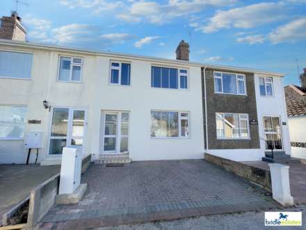 Close to St. Saviour's school - Sunshine Avenue, Image 24