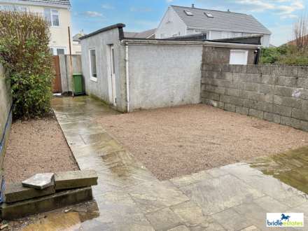 Close to St. Saviour's school - Sunshine Avenue, Image 26