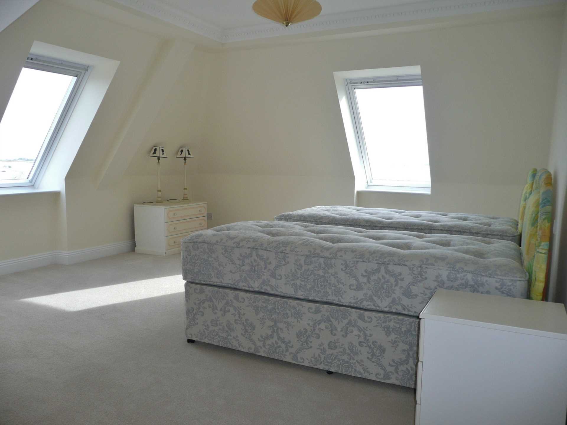Penthouse sea front apartment - La Greve D'Azette, Image 20
