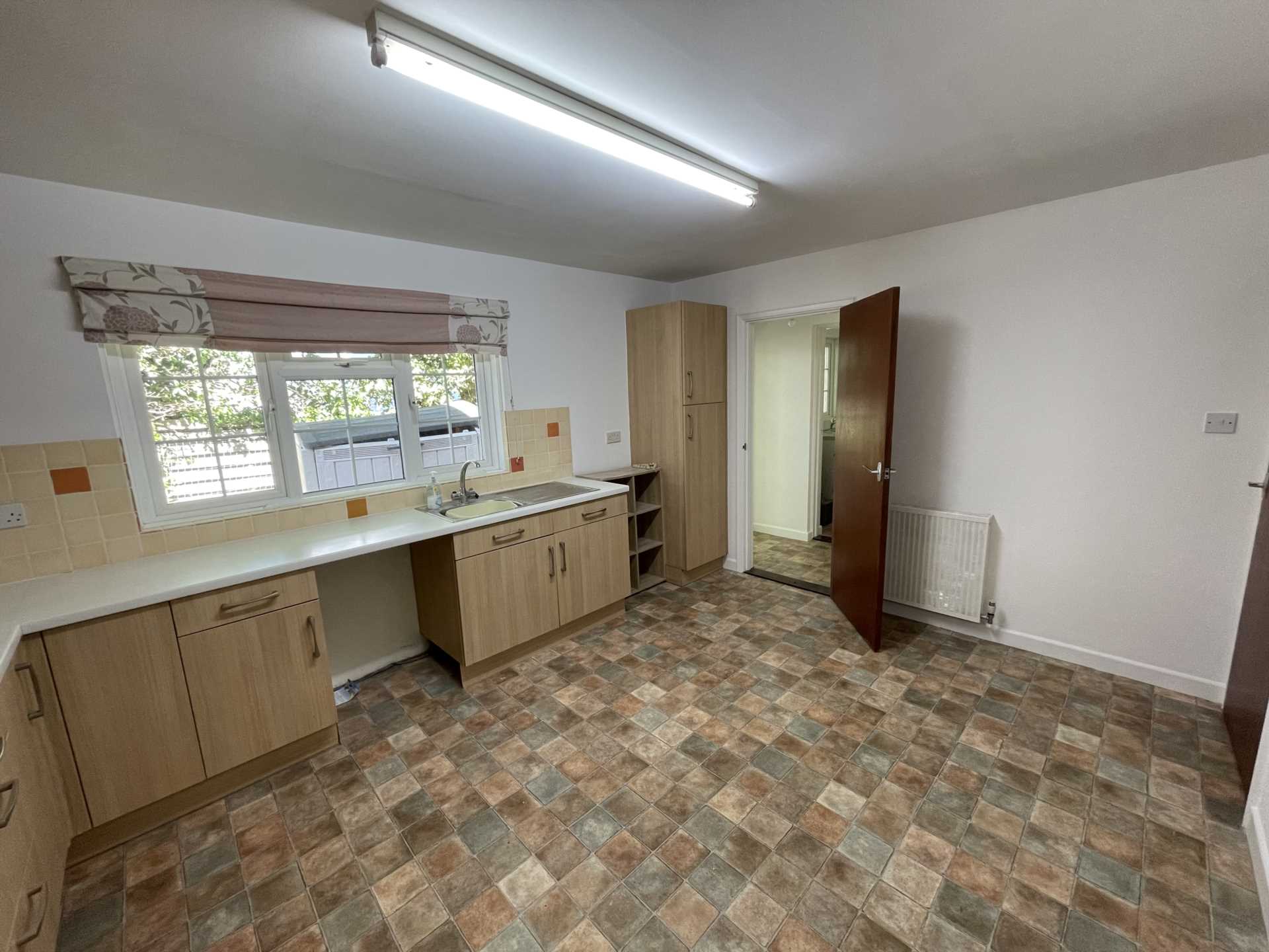 Close Trinity Parish Church, Image 11