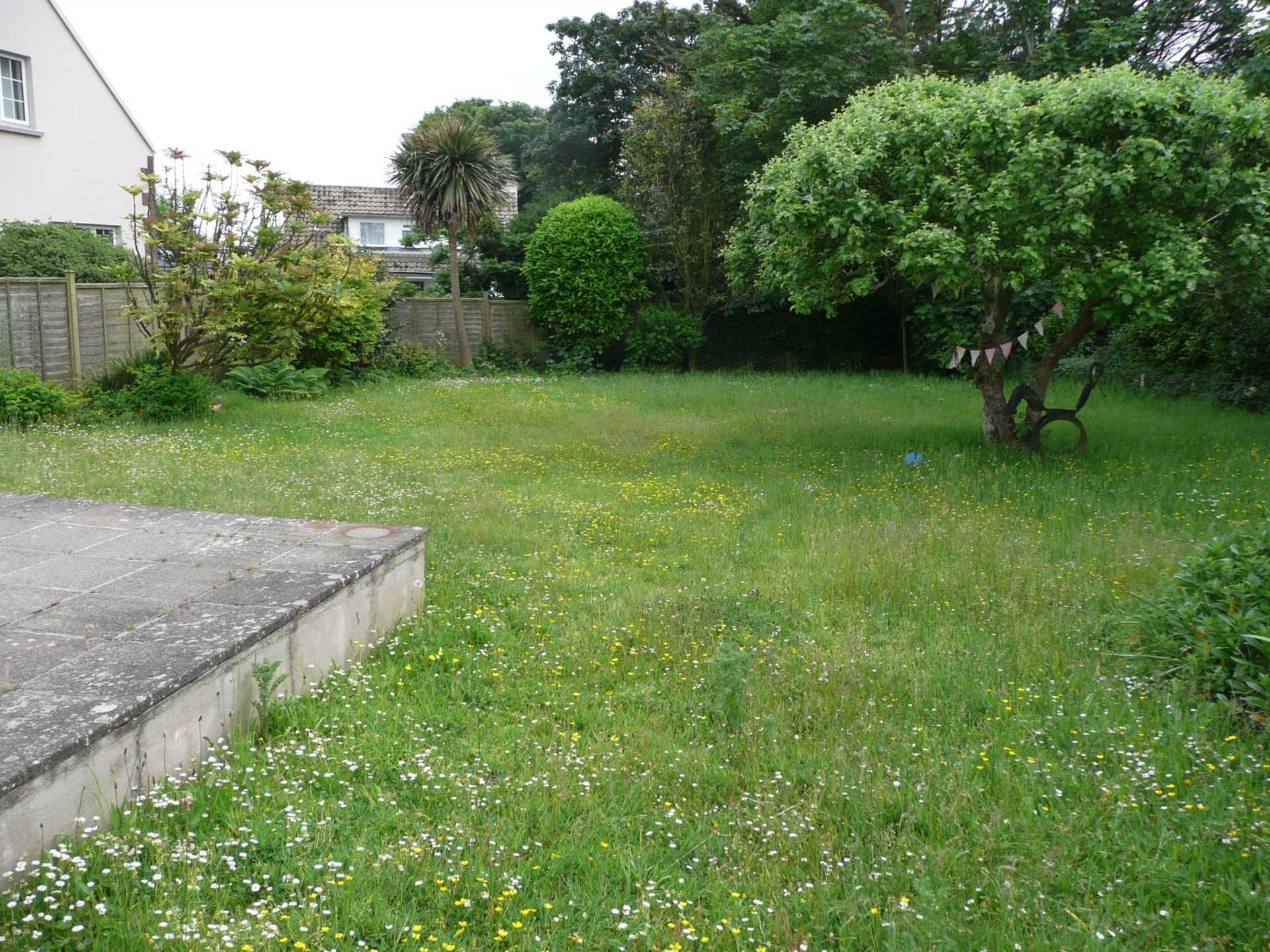 Close Trinity Parish Church, Image 27