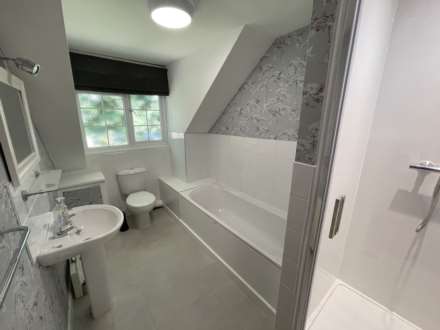 Close Trinity Parish Church, Image 16