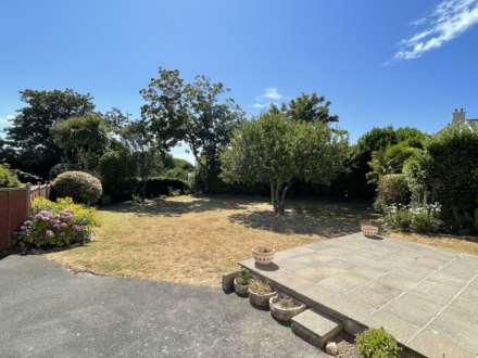 Close Trinity Parish Church, Image 24