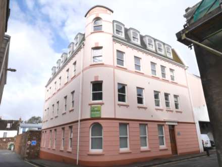 2 Bedroom Apartment, Near the Millennium Park