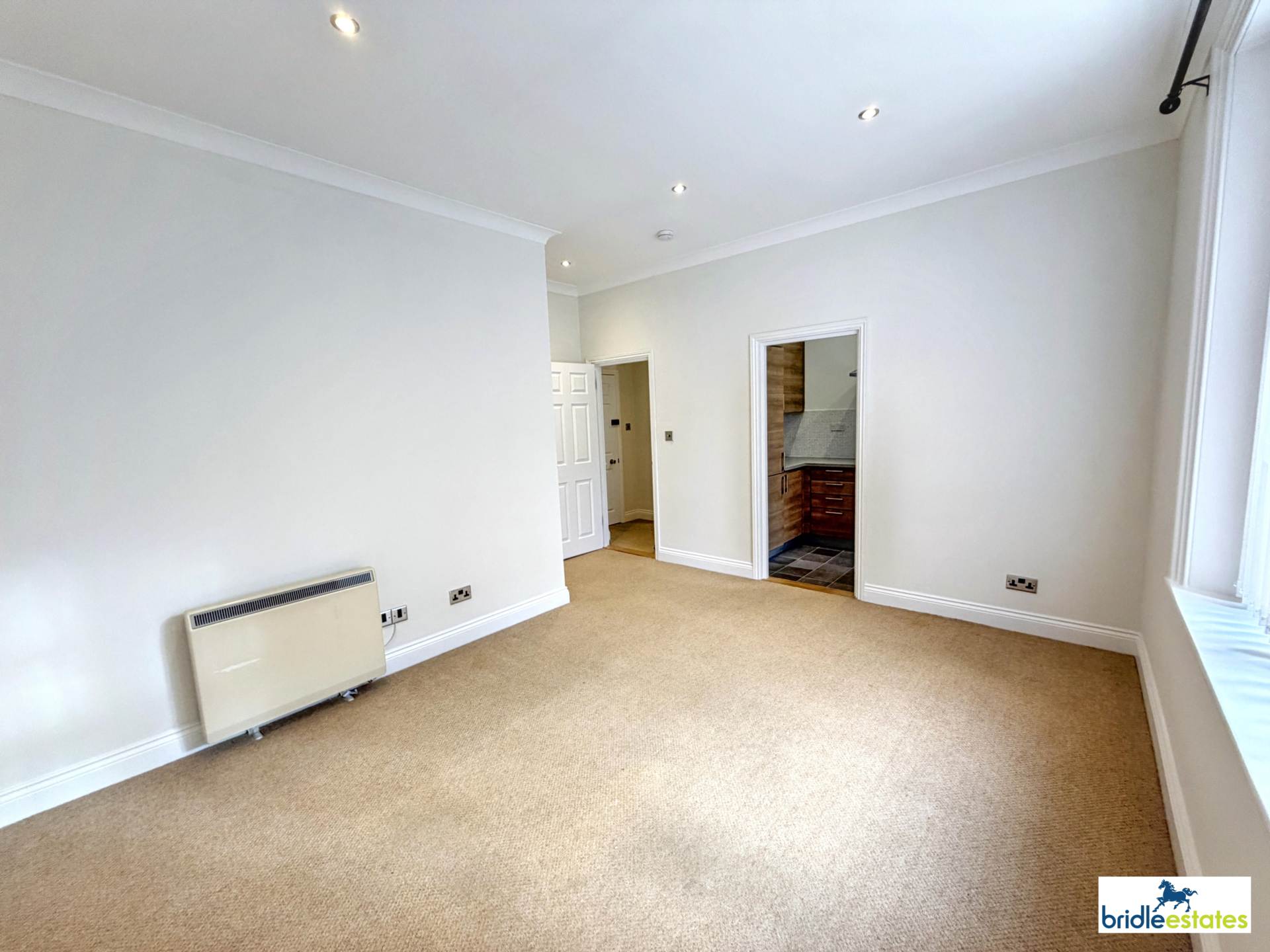 GROSVENOR STREET, Image 8