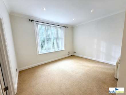 GROSVENOR STREET, Image 7