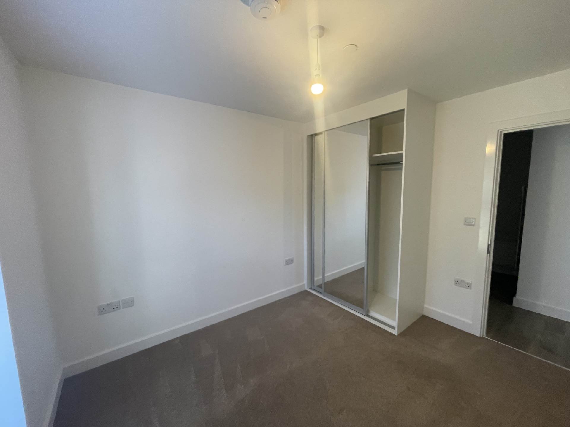 Westmount Apartments, Image 10