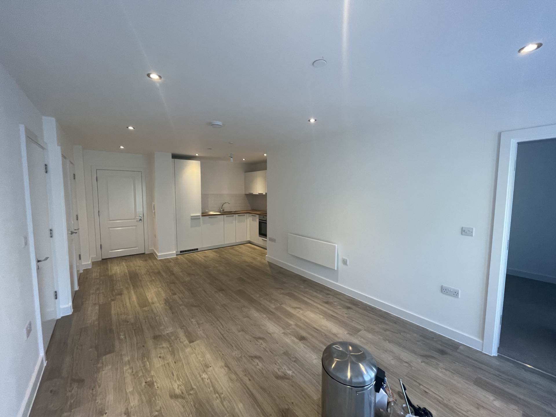 Westmount Apartments, Image 6
