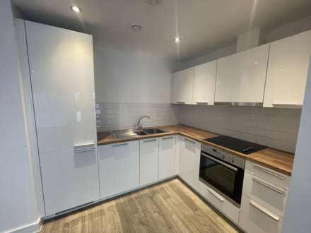 Westmount Apartments, Image 5