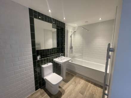 Westmount Apartments, Image 7