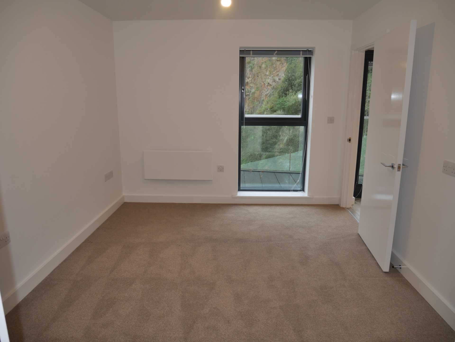 Westmount W2, Image 10
