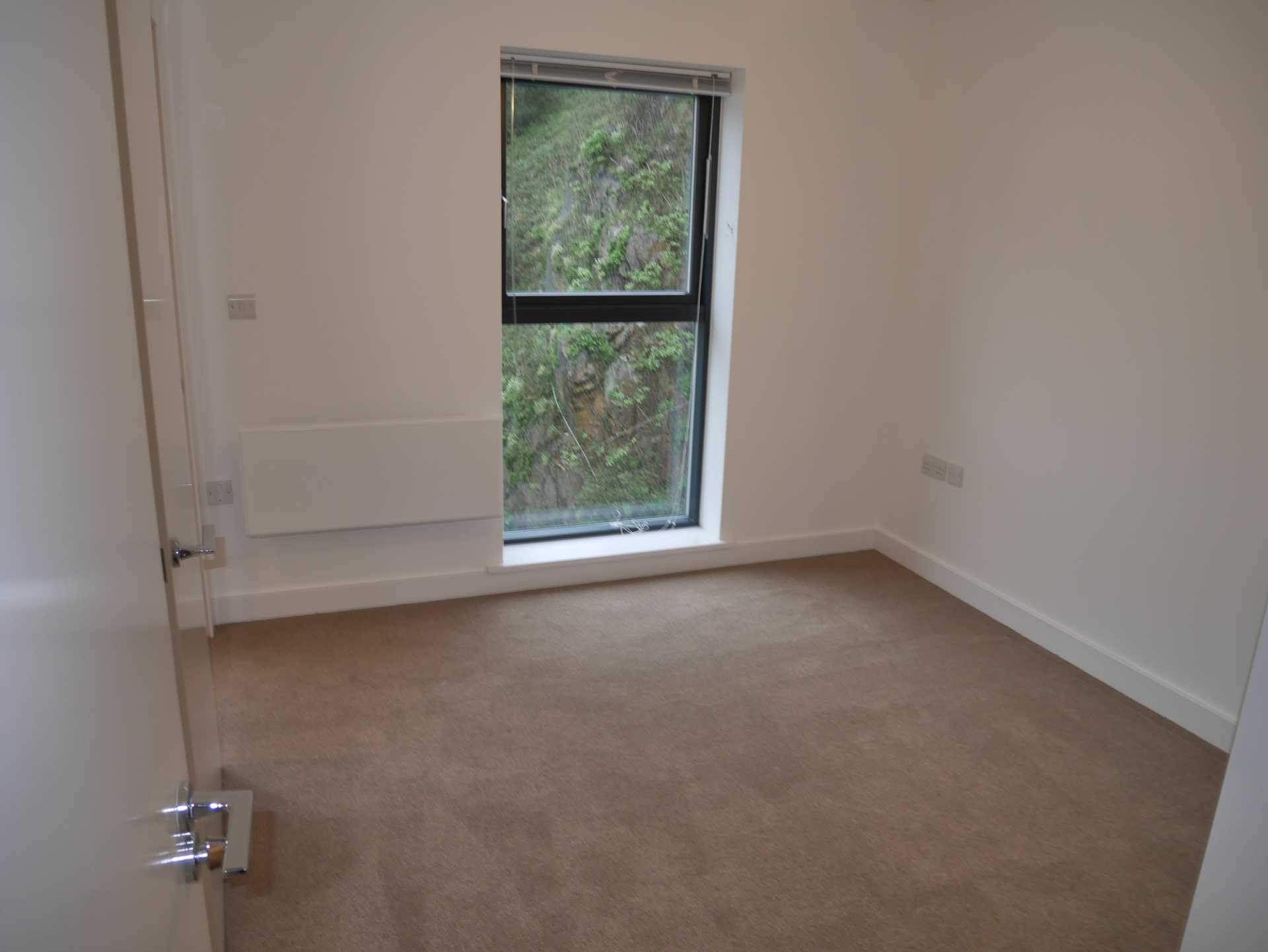 Westmount W2, Image 15