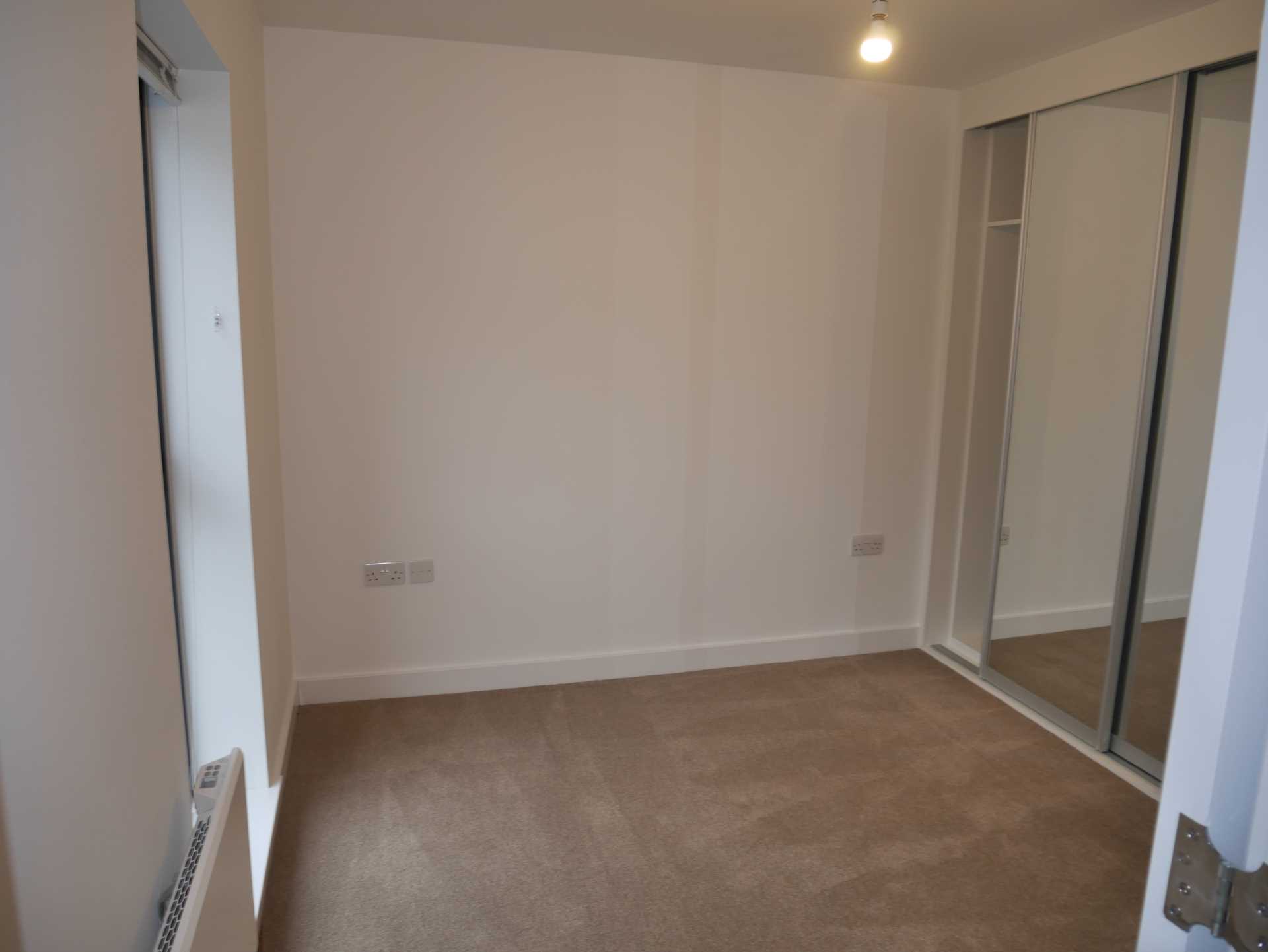 Westmount W2, Image 16