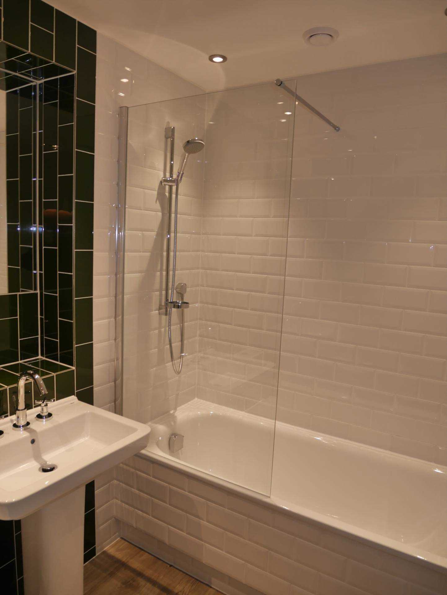 Westmount W2, Image 19