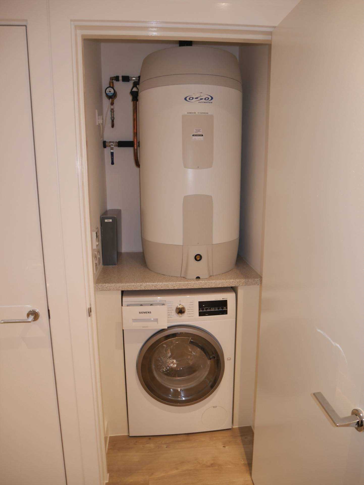 Westmount W2, Image 20