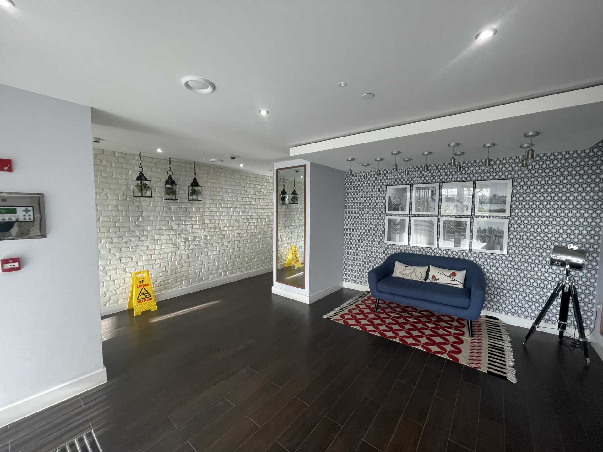 Westmount W2, Image 24