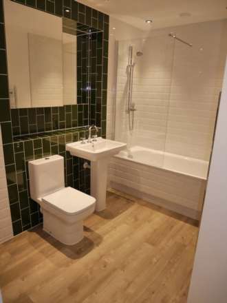 Westmount W2, Image 18