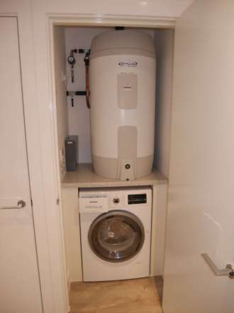 Westmount W2, Image 20