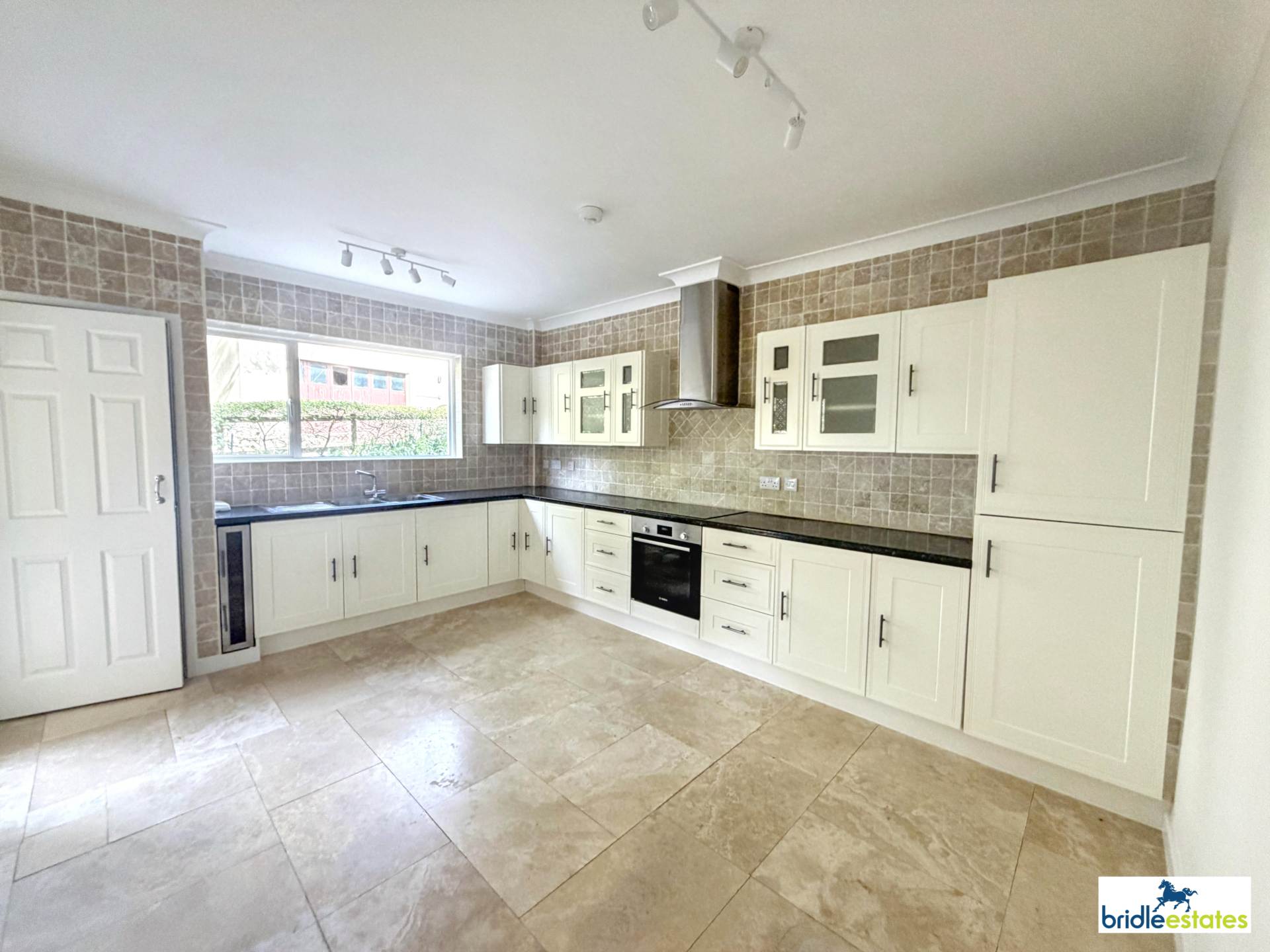 St Johns Road, St Helier, Image 17