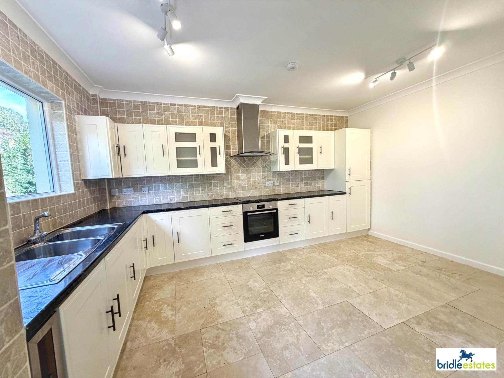 St Johns Road, St Helier, Image 18