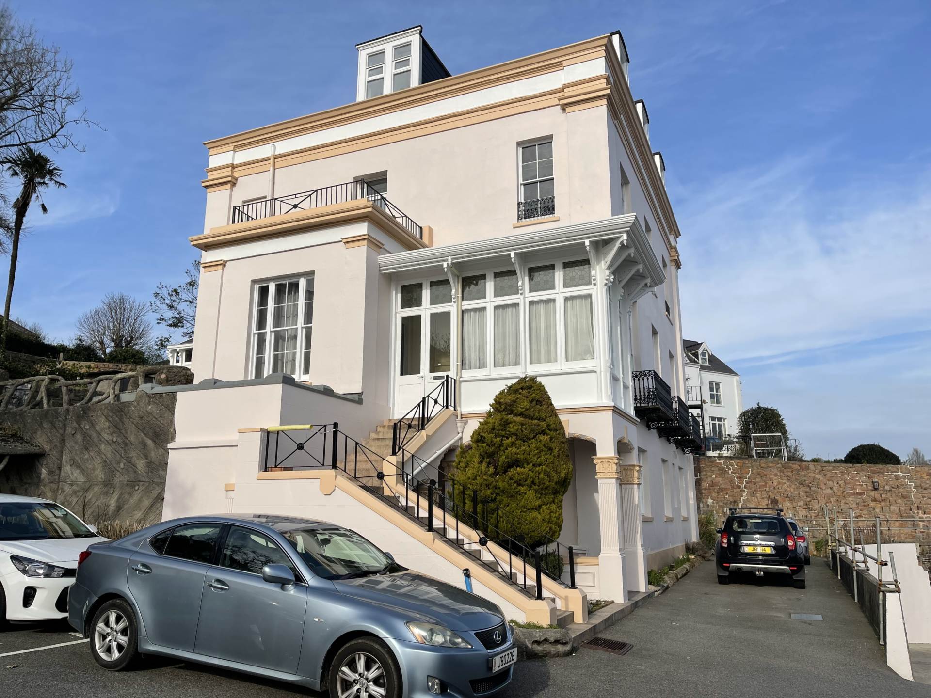 St Johns Road, St Helier, Image 1