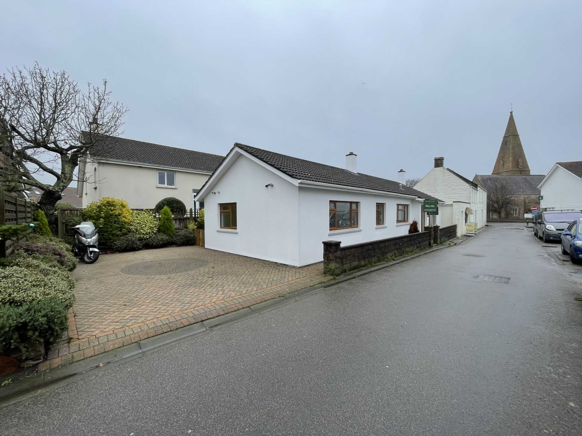 La Rue Du Temple, St John, Image 1