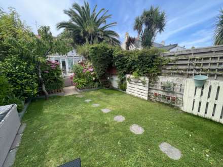 Green Road, St Clement, Image 44