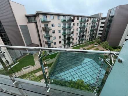 Castle Quay, La Rue De L'Etau, Image 8