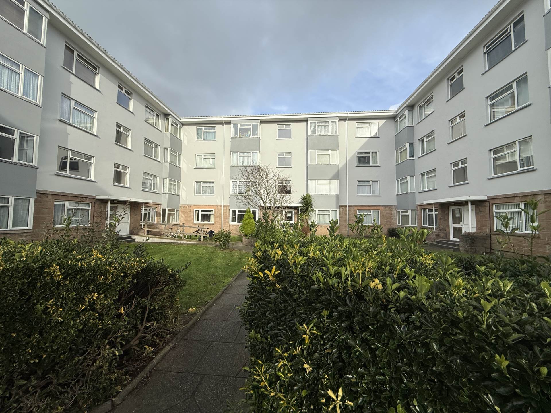 80 Marett Court, St Helier, Image 1