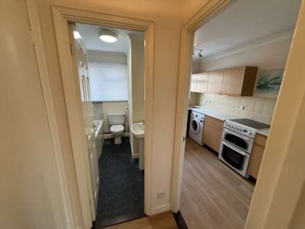 80 Marett Court, St Helier, Image 10