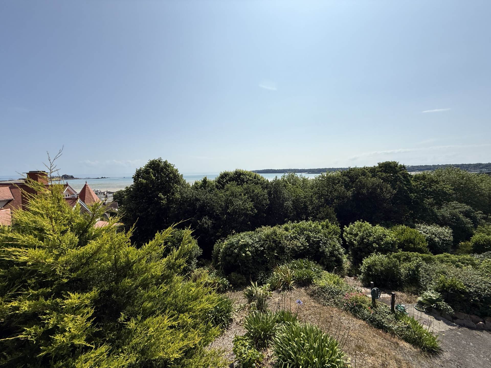 Le Mont Cochon, St Helier, Image 25