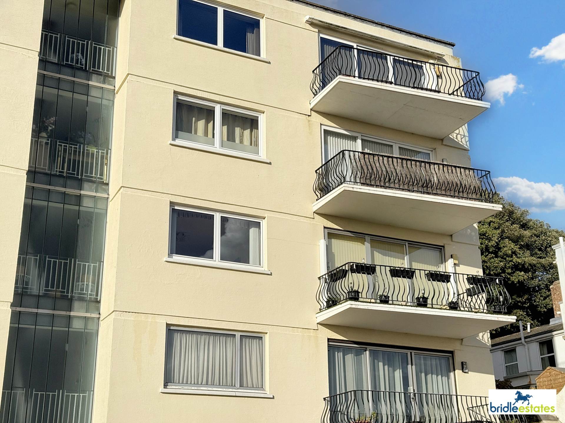 Lower Kings Cliff, St Helier, Image 2