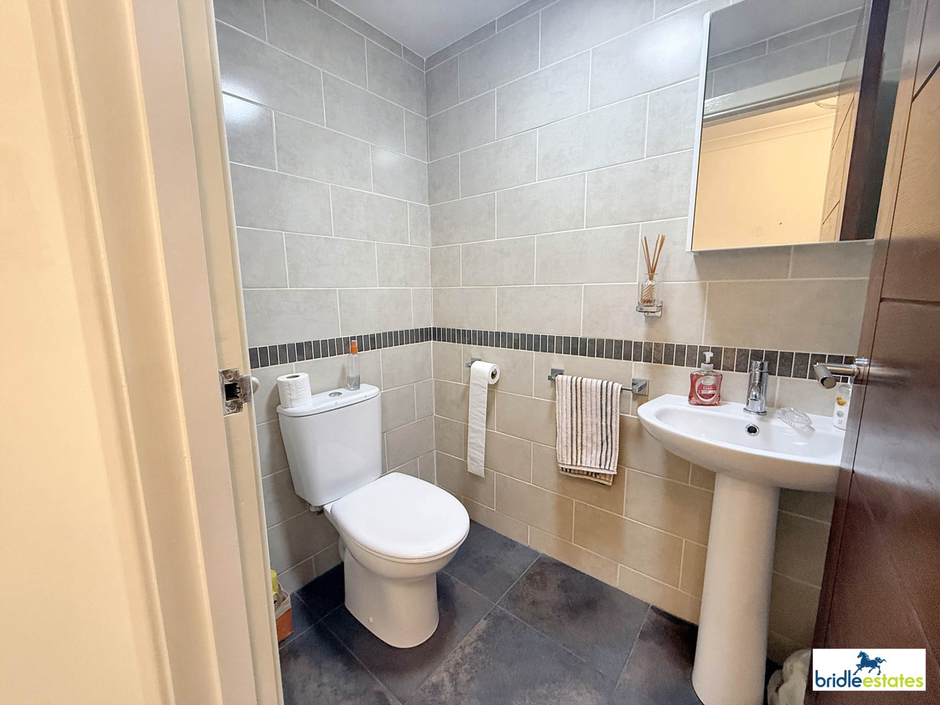 Lower Kings Cliff, St Helier, Image 6