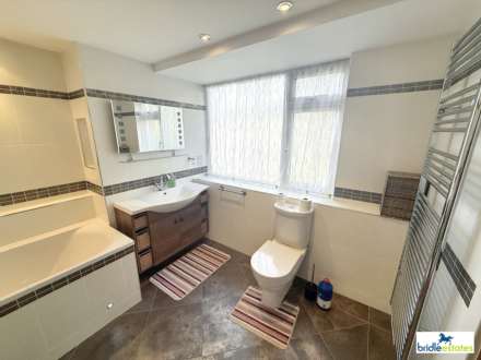 Lower Kings Cliff, St Helier, Image 20