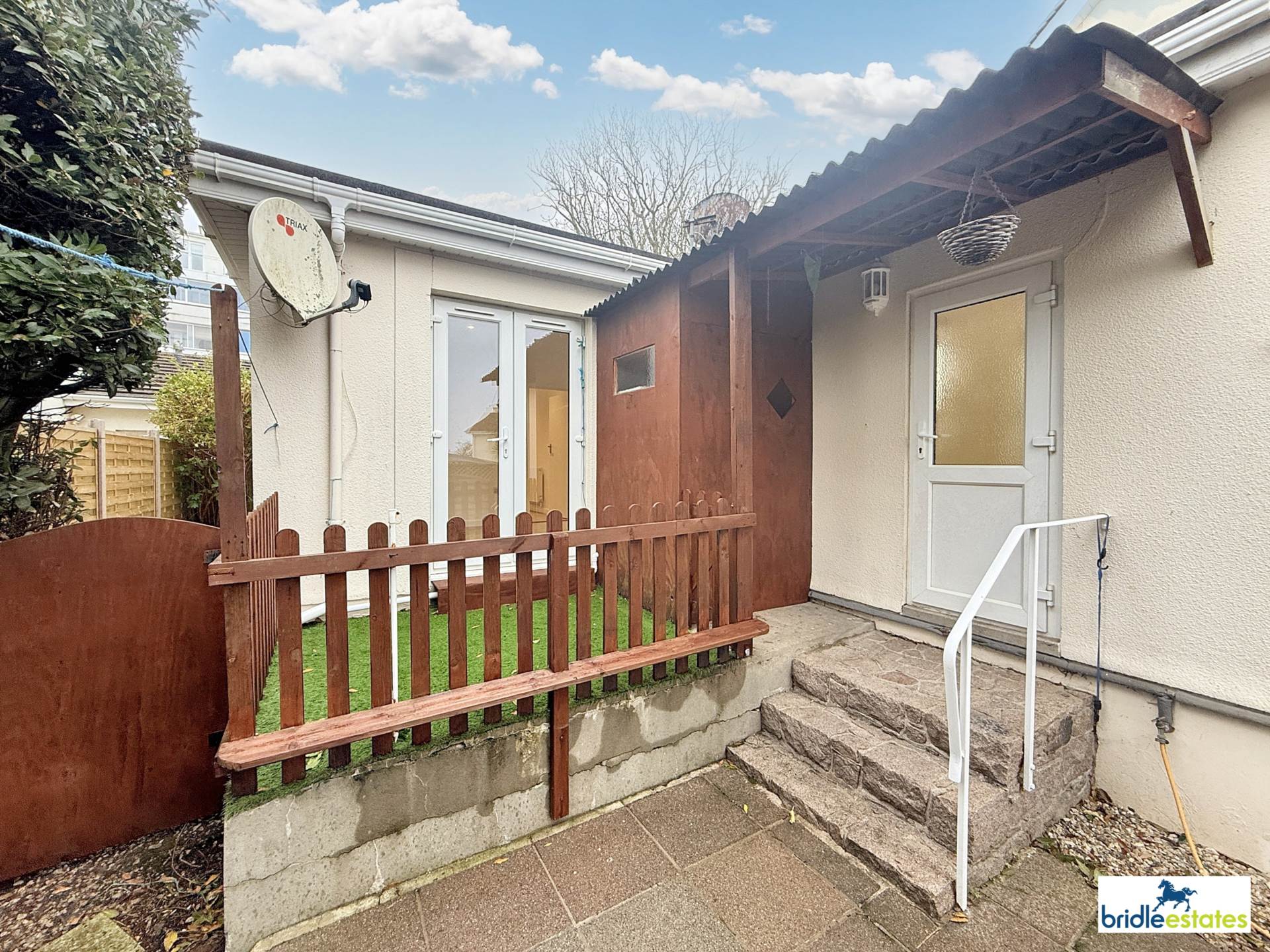 La Rue Des Chenes, St Helier, Image 1