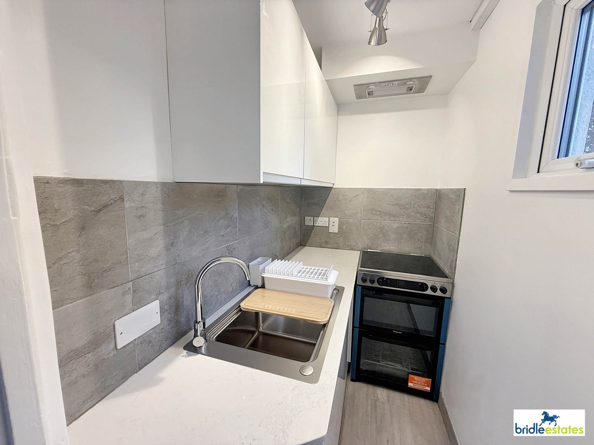 La Rue Des Chenes, St Helier, Image 11