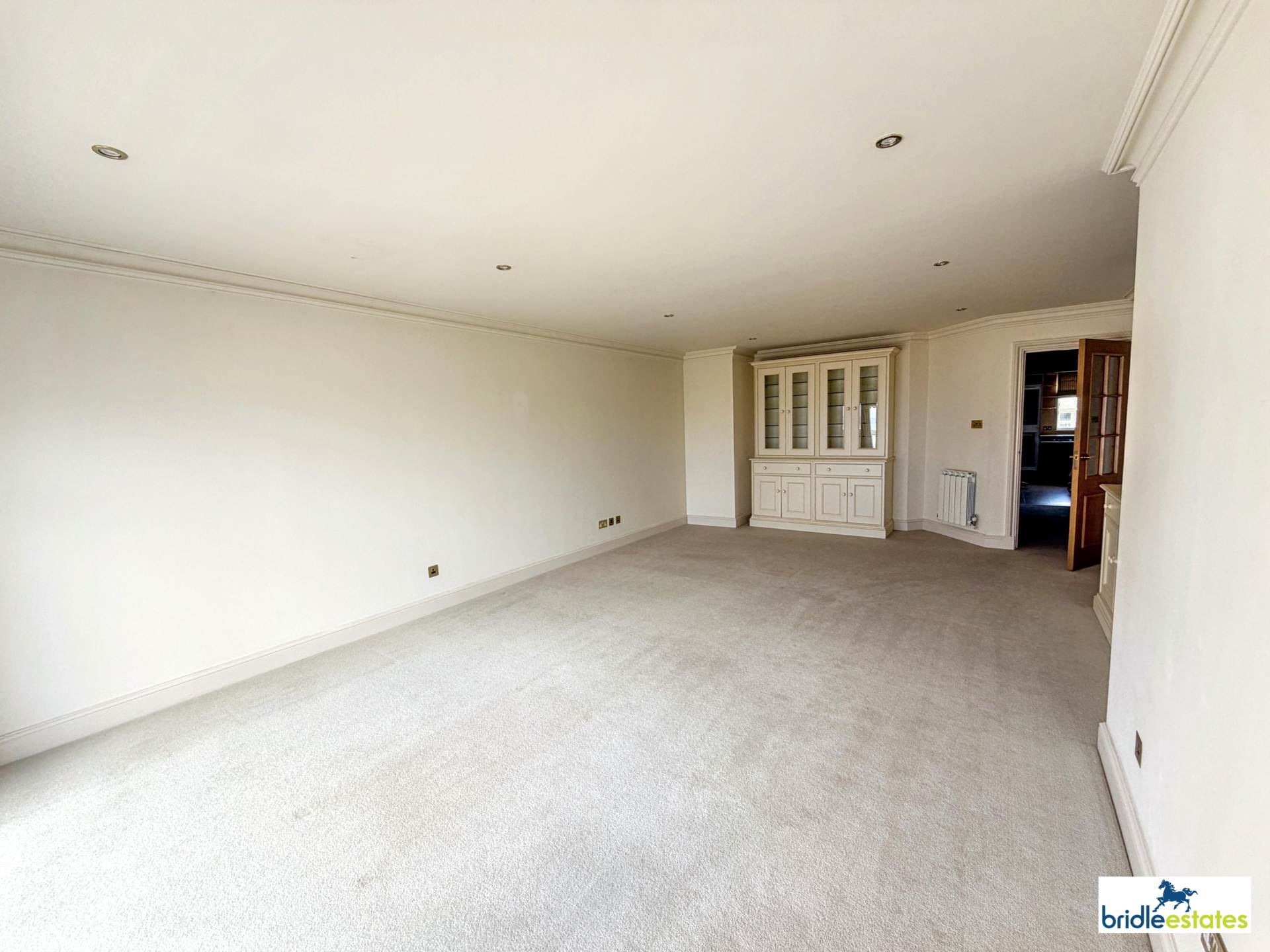 Les Vanniers Apartments, La Route De St. Aubin, St Helier, Image 4