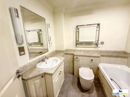 Les Vanniers Apartments, La Route De St. Aubin, St Helier, Image 13